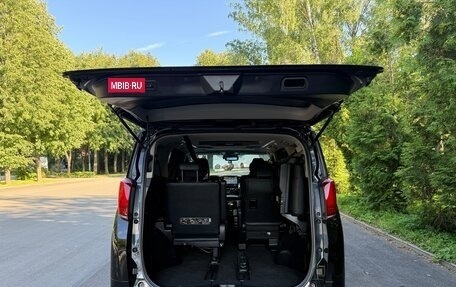 Toyota Alphard III, 2018 год, 3 950 000 рублей, 13 фотография