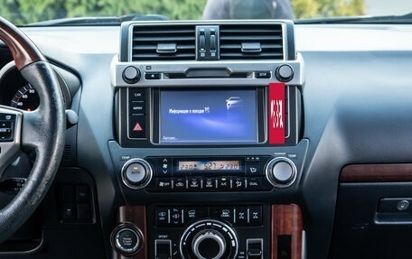 Toyota Land Cruiser Prado 150 рестайлинг 2, 2017 год, 4 148 000 рублей, 13 фотография