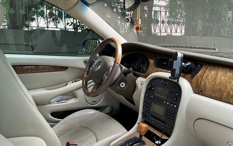 Jaguar X-Type I рестайлинг, 2005 год, 800 000 рублей, 13 фотография