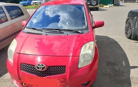 Toyota Yaris III рестайлинг, 2008 год, 300 000 рублей, 3 фотография