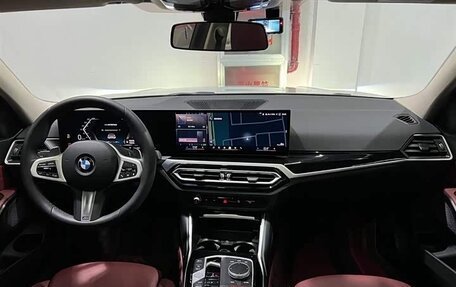 BMW 3 серия, 2023 год, 2 990 032 рублей, 9 фотография