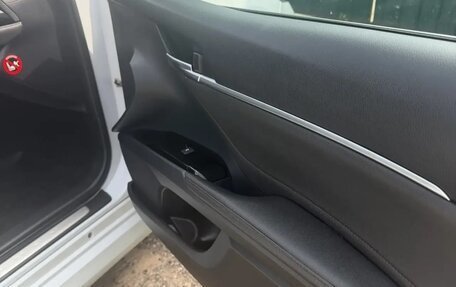 Toyota Camry, 2018 год, 2 555 000 рублей, 12 фотография