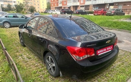 Chevrolet Cruze II, 2010 год, 389 000 рублей, 3 фотография