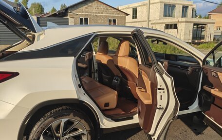 Lexus RX IV рестайлинг, 2017 год, 4 800 000 рублей, 12 фотография