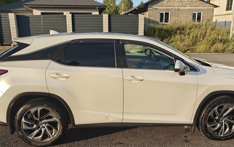 Lexus RX IV рестайлинг, 2017 год, 4 800 000 рублей, 5 фотография