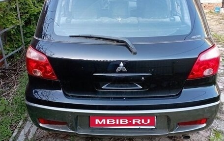Mitsubishi Outlander III рестайлинг 3, 2007 год, 900 000 рублей, 1 фотография