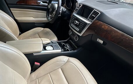 Mercedes-Benz M-Класс, 2015 год, 2 750 000 рублей, 12 фотография