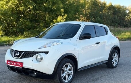 Nissan Juke II, 2012 год, 910 000 рублей, 2 фотография