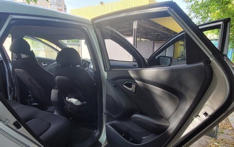 Hyundai ix35 I рестайлинг, 2013 год, 1 150 000 рублей, 17 фотография