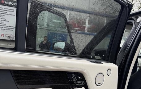 Land Rover Range Rover IV рестайлинг, 2018 год, 8 000 000 рублей, 23 фотография