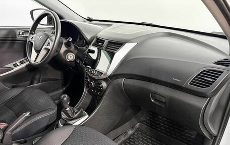 Hyundai Solaris II рестайлинг, 2013 год, 585 500 рублей, 9 фотография
