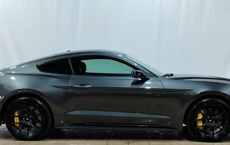 Ford Mustang VI рестайлинг, 2019 год, 3 600 000 рублей, 4 фотография