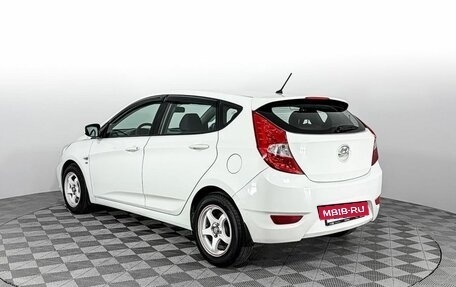 Hyundai Solaris II рестайлинг, 2013 год, 585 500 рублей, 8 фотография