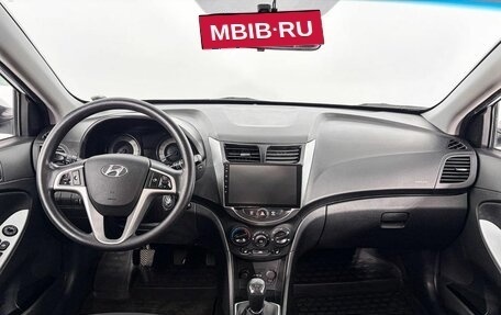 Hyundai Solaris II рестайлинг, 2013 год, 585 500 рублей, 15 фотография