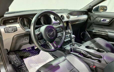 Ford Mustang VI рестайлинг, 2019 год, 3 600 000 рублей, 17 фотография
