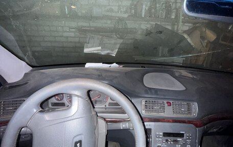 Volvo S80 II рестайлинг 2, 2001 год, 220 000 рублей, 3 фотография