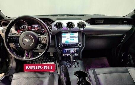 Ford Mustang VI рестайлинг, 2019 год, 3 600 000 рублей, 15 фотография