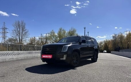Cadillac Escalade IV, 2018 год, 4 610 000 рублей, 2 фотография