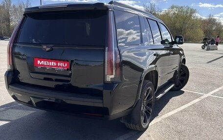 Cadillac Escalade IV, 2018 год, 4 610 000 рублей, 9 фотография