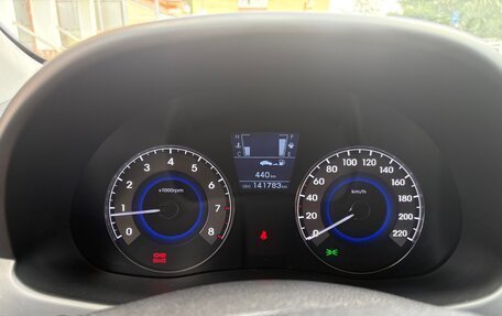 Hyundai Solaris II рестайлинг, 2012 год, 600 000 рублей, 11 фотография
