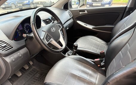 Hyundai Solaris II рестайлинг, 2012 год, 600 000 рублей, 8 фотография