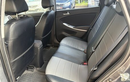 Hyundai Solaris II рестайлинг, 2012 год, 600 000 рублей, 12 фотография