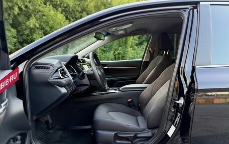 Toyota Camry, 2020 год, 2 750 000 рублей, 20 фотография