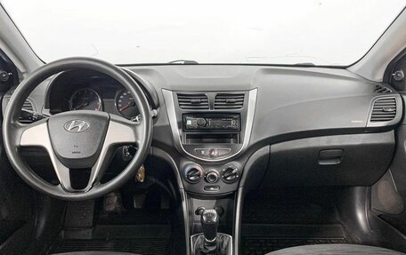 Hyundai Solaris II рестайлинг, 2016 год, 476 900 рублей, 14 фотография