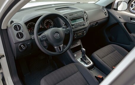 Volkswagen Tiguan I, 2012 год, 1 355 000 рублей, 13 фотография