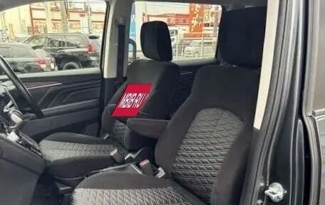 Mitsubishi Delica D:5 I, 2023 год, 2 700 000 рублей, 9 фотография