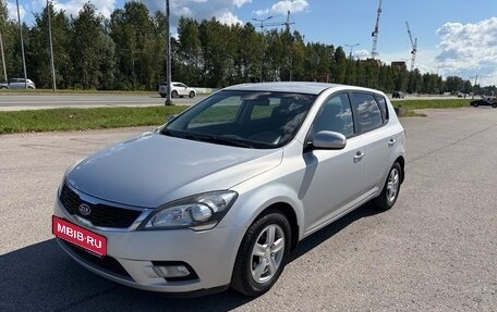KIA cee'd I рестайлинг, 2010 год, 530 000 рублей, 1 фотография