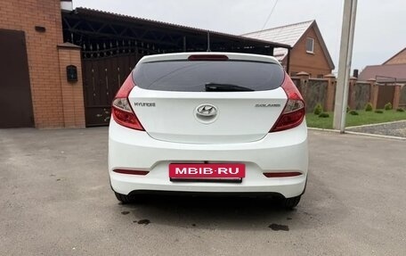 Hyundai Solaris II рестайлинг, 2015 год, 775 000 рублей, 5 фотография
