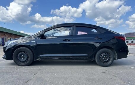 Hyundai Solaris II рестайлинг, 2018 год, 720 000 рублей, 4 фотография