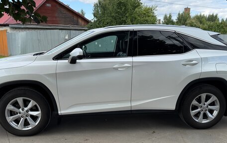 Lexus RX IV рестайлинг, 2017 год, 3 650 000 рублей, 5 фотография