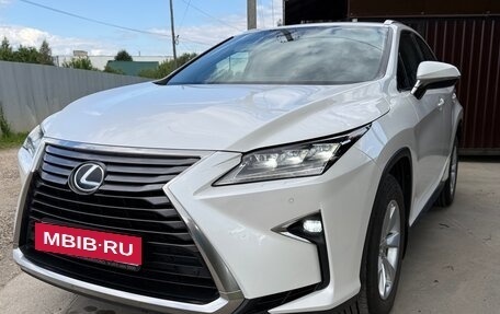 Lexus RX IV рестайлинг, 2017 год, 3 650 000 рублей, 7 фотография