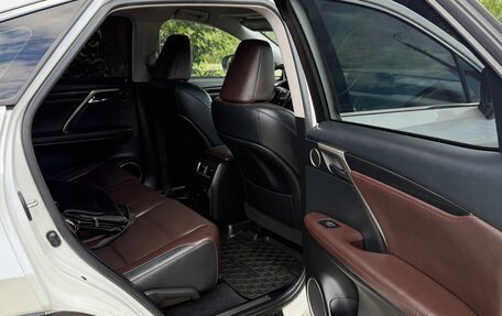 Lexus RX IV рестайлинг, 2017 год, 3 650 000 рублей, 14 фотография