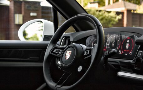 Porsche Cayenne III, 2024 год, 11 880 000 рублей, 16 фотография