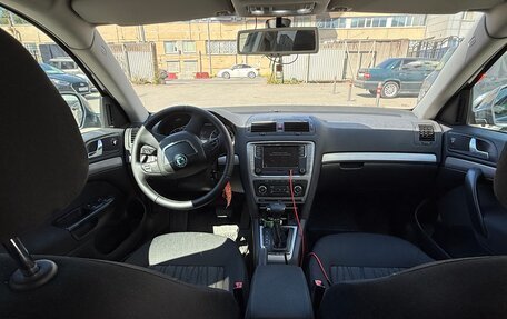 Skoda Octavia, 2010 год, 950 000 рублей, 9 фотография