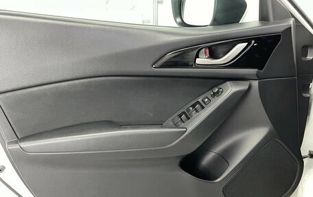 Mazda 3, 2014 год, 1 330 000 рублей, 16 фотография