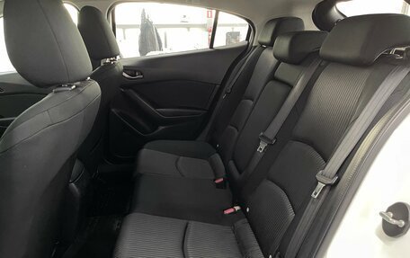 Mazda 3, 2014 год, 1 330 000 рублей, 20 фотография