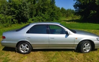 Toyota Camry, 2000 год, 550 000 рублей, 1 фотография