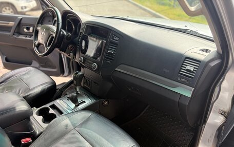 Mitsubishi Pajero IV, 2011 год, 1 700 000 рублей, 8 фотография