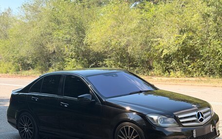 Mercedes-Benz C-Класс, 2011 год, 1 300 000 рублей, 8 фотография