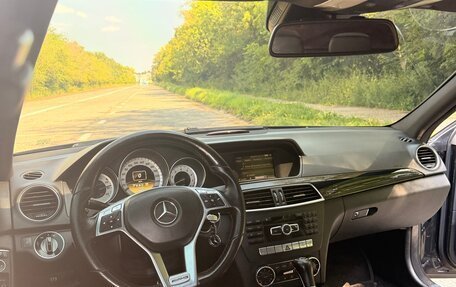 Mercedes-Benz C-Класс, 2011 год, 1 300 000 рублей, 13 фотография