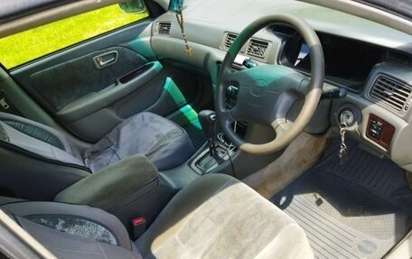 Toyota Camry, 2000 год, 550 000 рублей, 10 фотография