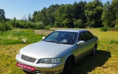 Toyota Camry, 2000 год, 550 000 рублей, 6 фотография