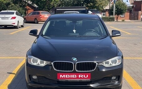 BMW 3 серия, 2013 год, 1 550 000 рублей, 13 фотография