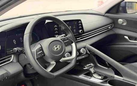 Hyundai Elantra, 2023 год, 1 354 800 рублей, 9 фотография