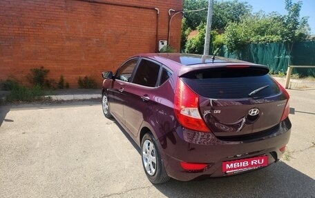 Hyundai Solaris II рестайлинг, 2012 год, 500 000 рублей, 4 фотография