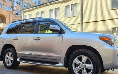 Toyota Land Cruiser 200, 2012 год, 3 399 000 рублей, 2 фотография